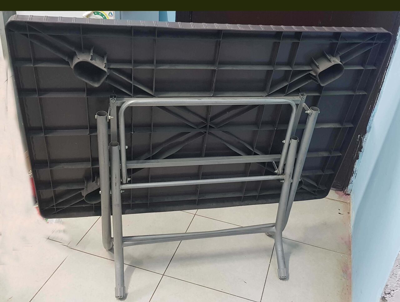 Riyadh, Household Items, SAR 150,  Bed Set, Washing Machines & Table For Sale (SAR)