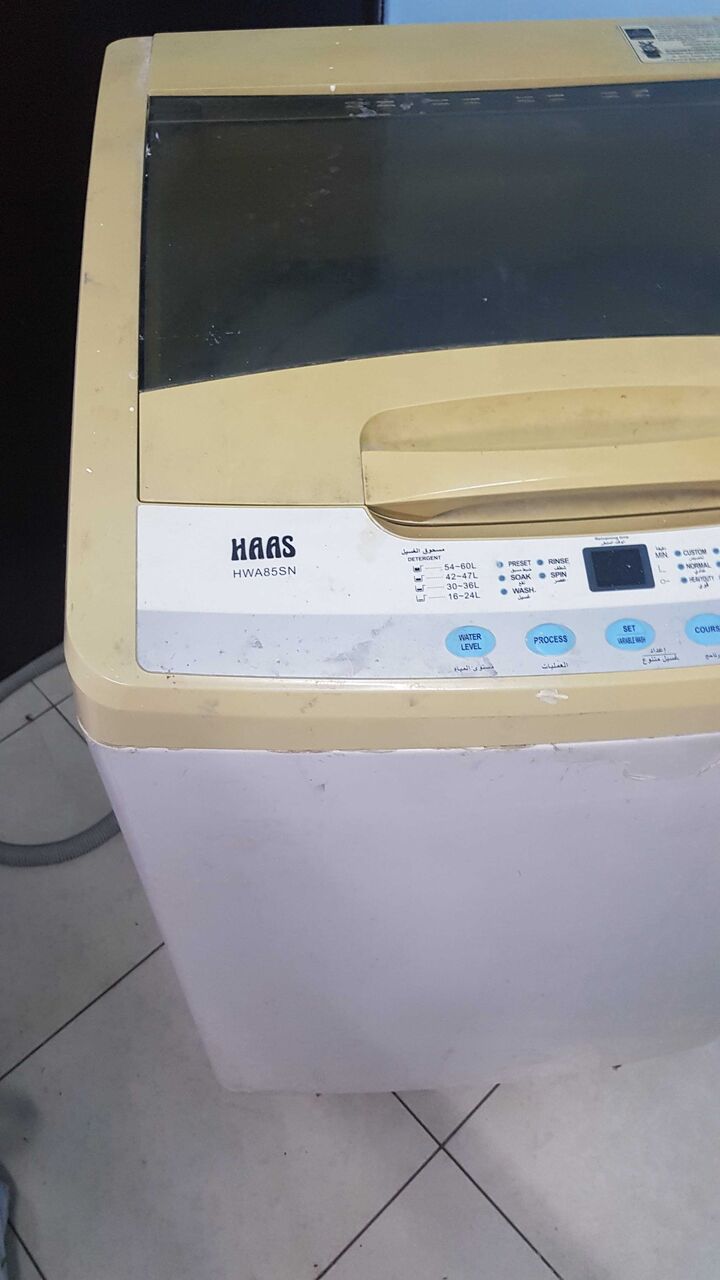 Riyadh, Household Items, SAR 150,  Bed Set, Washing Machines & Table For Sale (SAR)