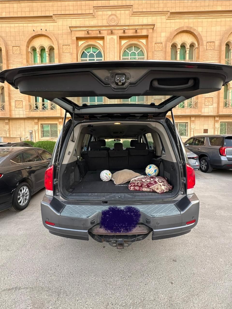 Riyadh, Vehicles, Cars & Trucks , SAR 20000,  Nissa Armada,  2008,  Automatic,  255500 KM,  Nissan Armada 2nd Owner (1st Owner Is Brother)