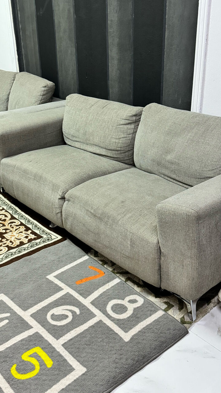 Al Malaz, Furniture, SAR 200,  Home Box Sofa Set(3+2)