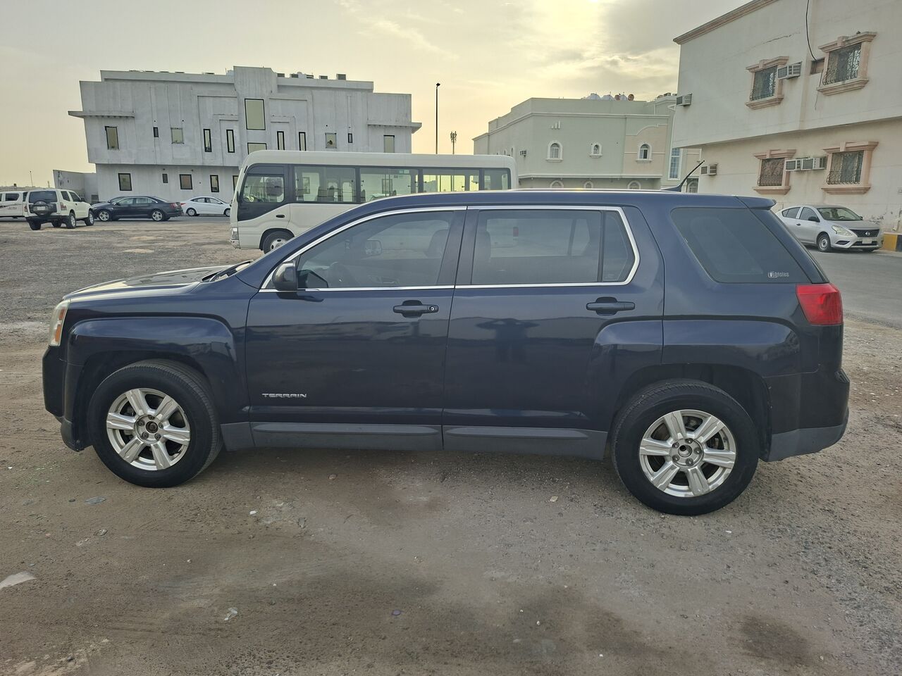 Khobar, Vehicles, Cars & Trucks , SAR 35,  Gmc Terrain,  2017,  Automatic,  195000 KM,    - 4 Cylinder With Excellent Fuel Mileage For Sale
