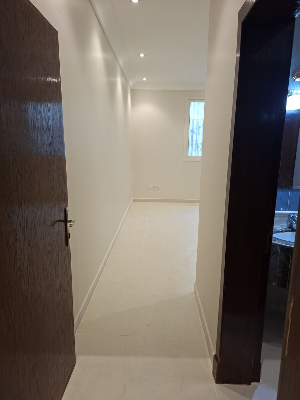 Khobar, Rooms for Rent, SAR 1100/month,  25 Sq. Meter,  Bachelor Filipino ONLY, Big Newly Renovated Room With New Split AC, Lavatory & Bathroom