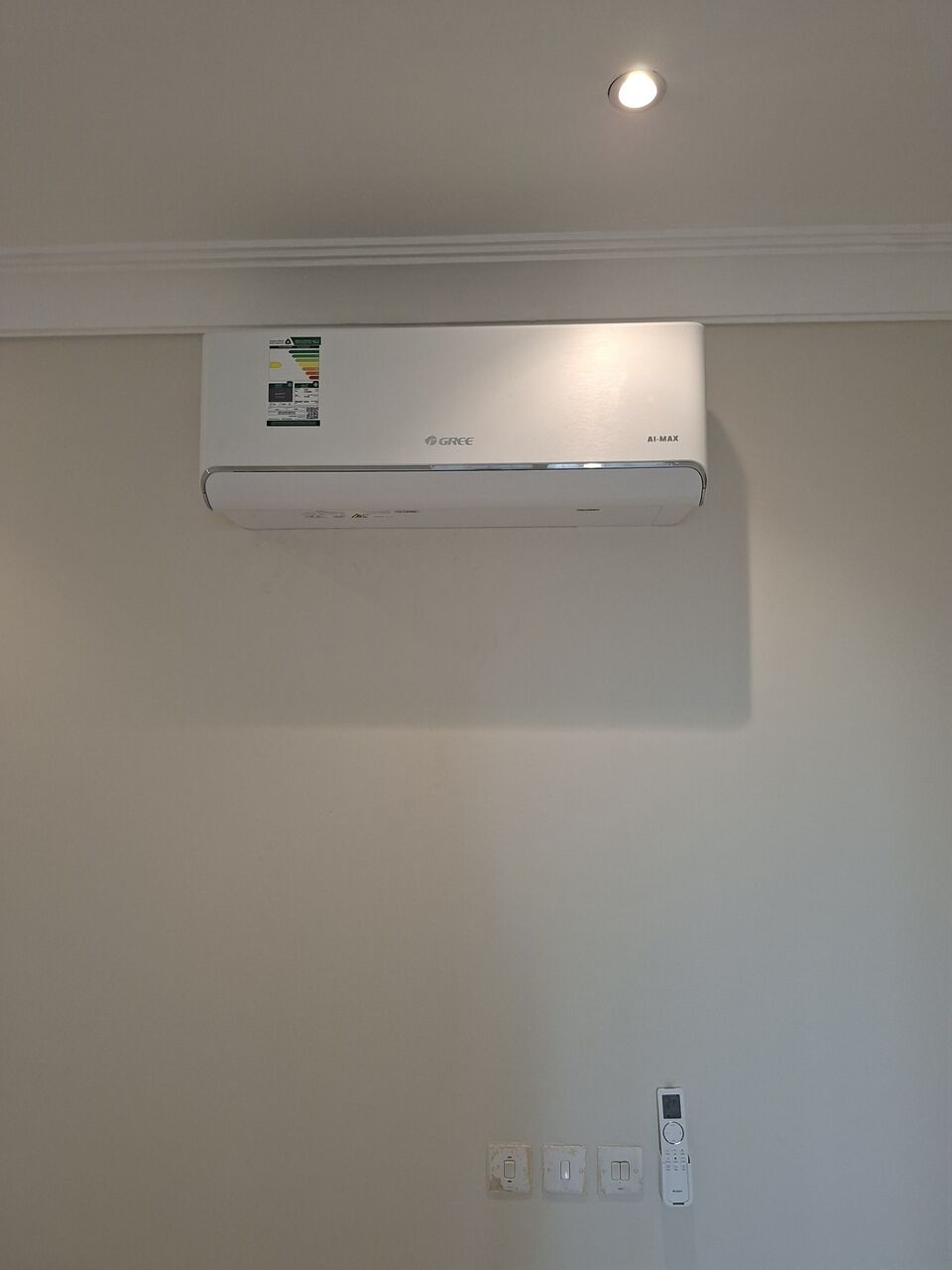 Khobar, Rooms for Rent, SAR 1100/month,  25 Sq. Meter,  Bachelor Filipino ONLY, Big Newly Renovated Room With New Split AC, Lavatory & Bathroom