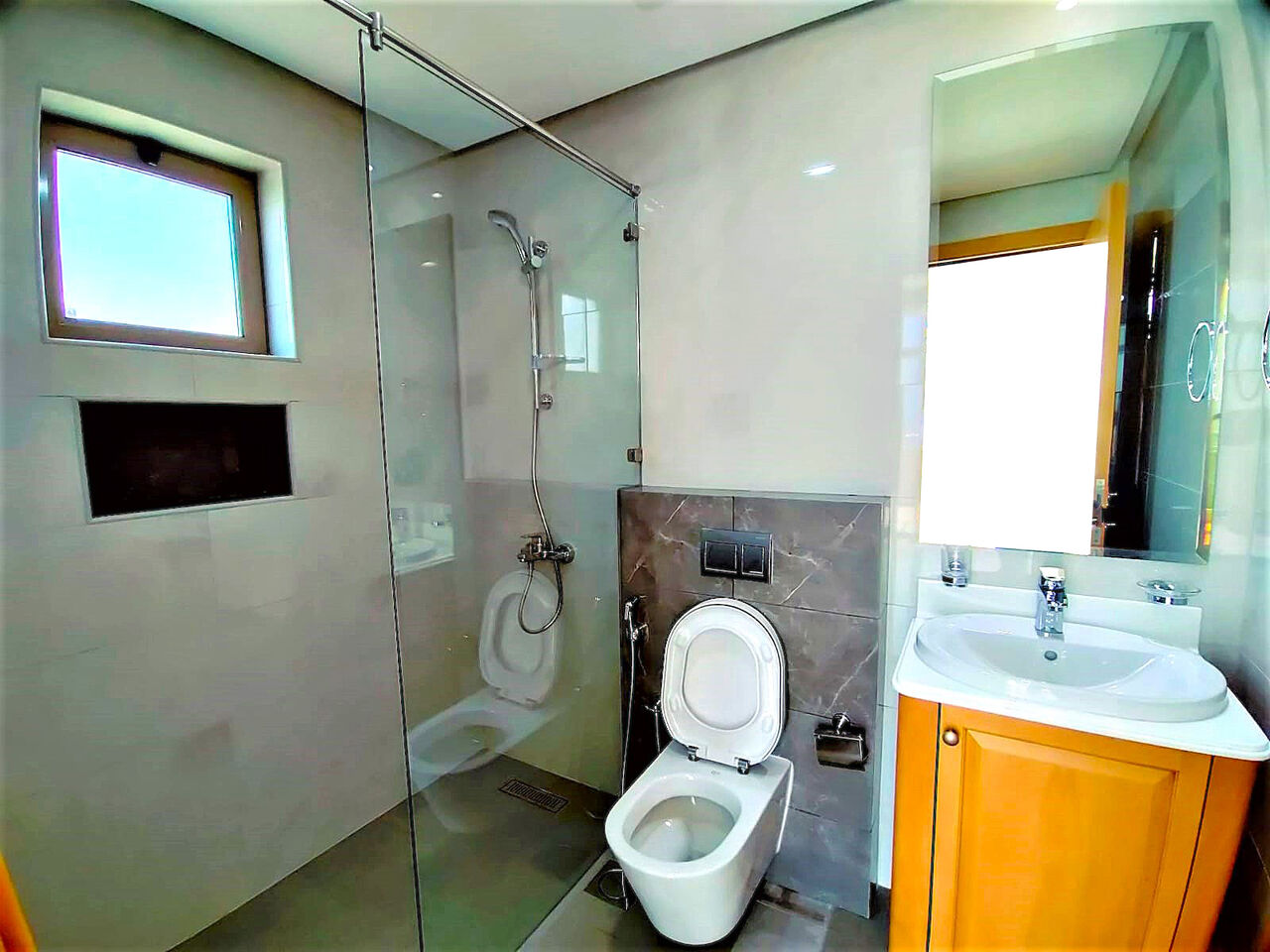 Hidd, Apartments, Flats, Houses & Villas, BHD 300/month,  Furnished,  115 Sq. Meter,  Luxury Apartment For Rent In Diyar Al Muharraq BD.300/-