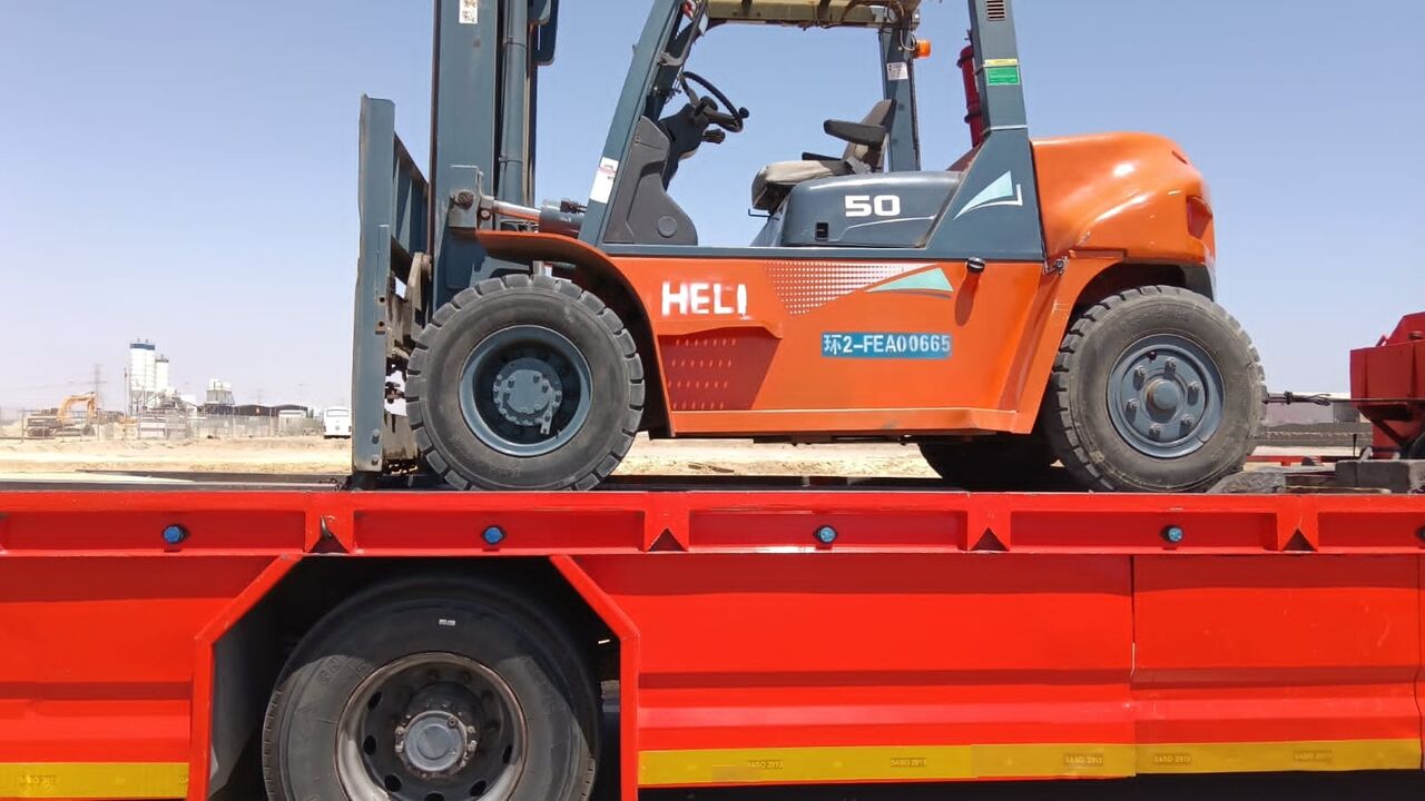 Jubail, Heavy Equipment, SAR 10,  Forklift 5ton Available For The Rent With Operator &without Operator