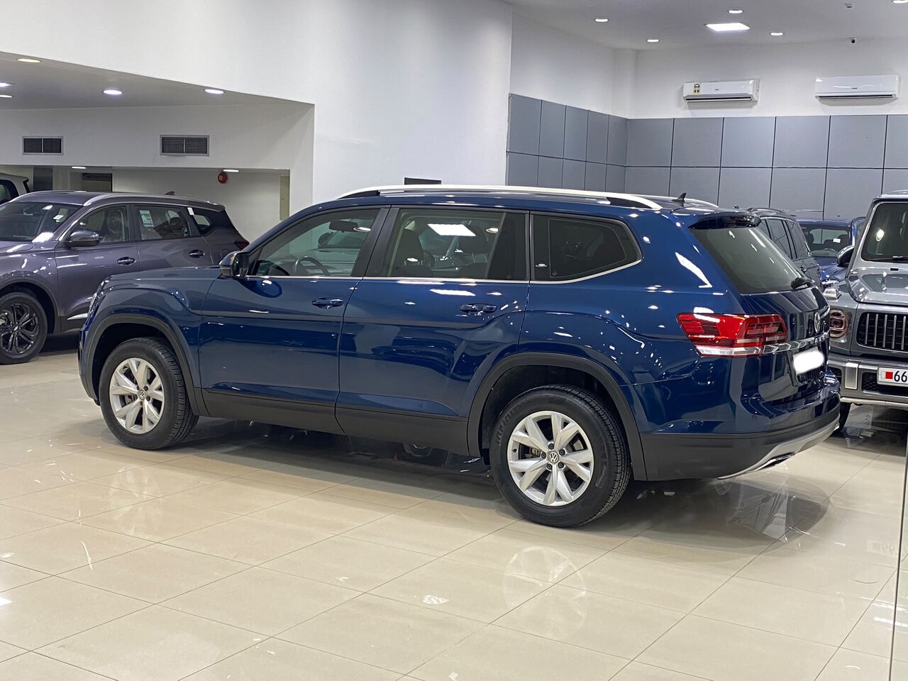 Manama, Vehicles, Cars & Trucks , BHD 5950,  Volkswagen Teramont,  2019,  Automatic,  133100 KM,    (Blue)
