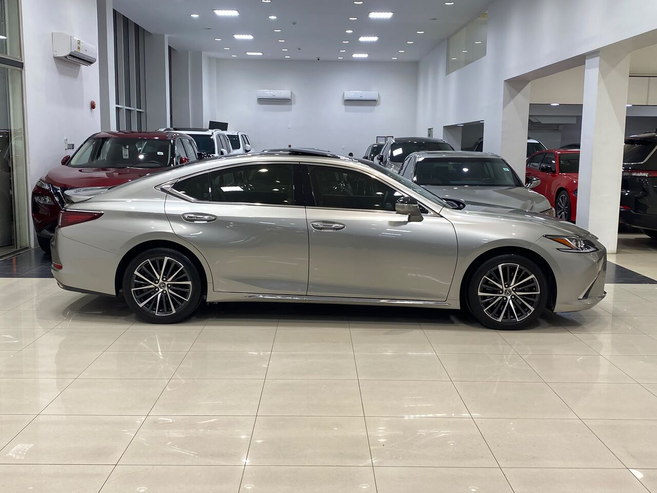 Manama, Vehicles, Cars & Trucks , BHD 18300,  Lexus ES-350,  2023,  Automatic,  30100 KM,   /  (Silver)