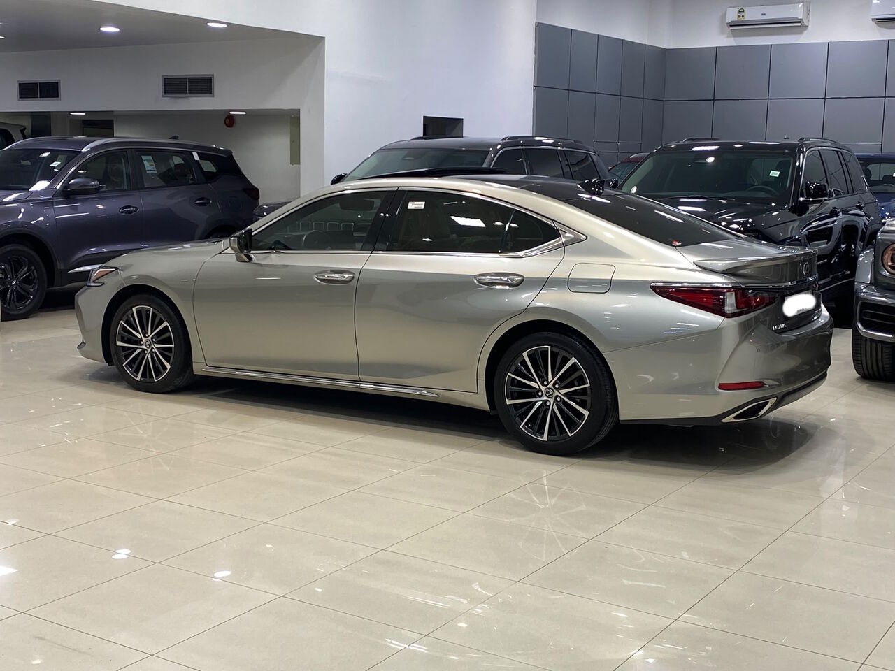 Manama, Vehicles, Cars & Trucks , BHD 18300,  Lexus ES-350,  2023,  Automatic,  30100 KM,   /  (Silver)