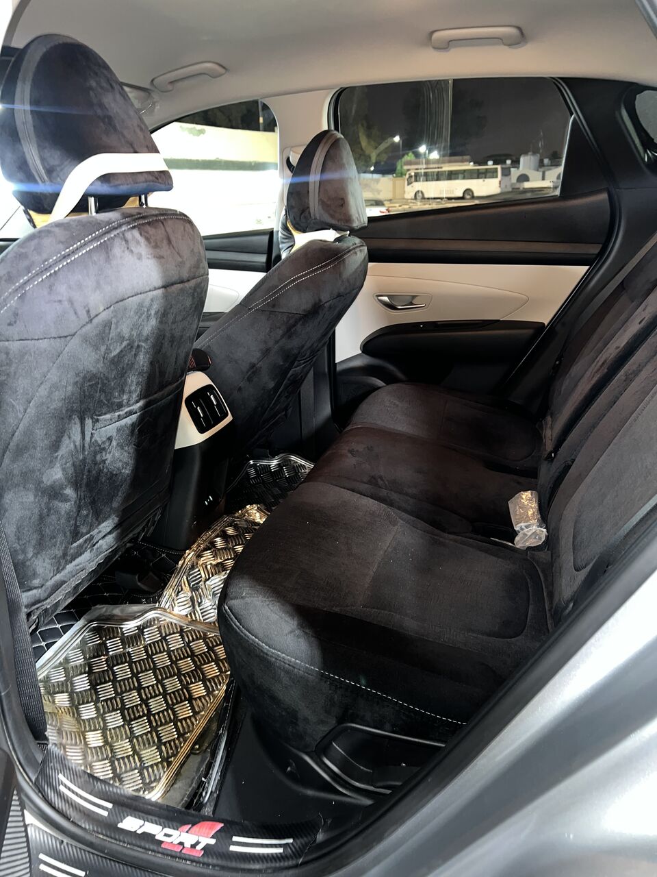 Dammam, Job Seekers, Brand New Hyundai Tucson Available With Driver For Rent - For Offices ,work Site , Hotel