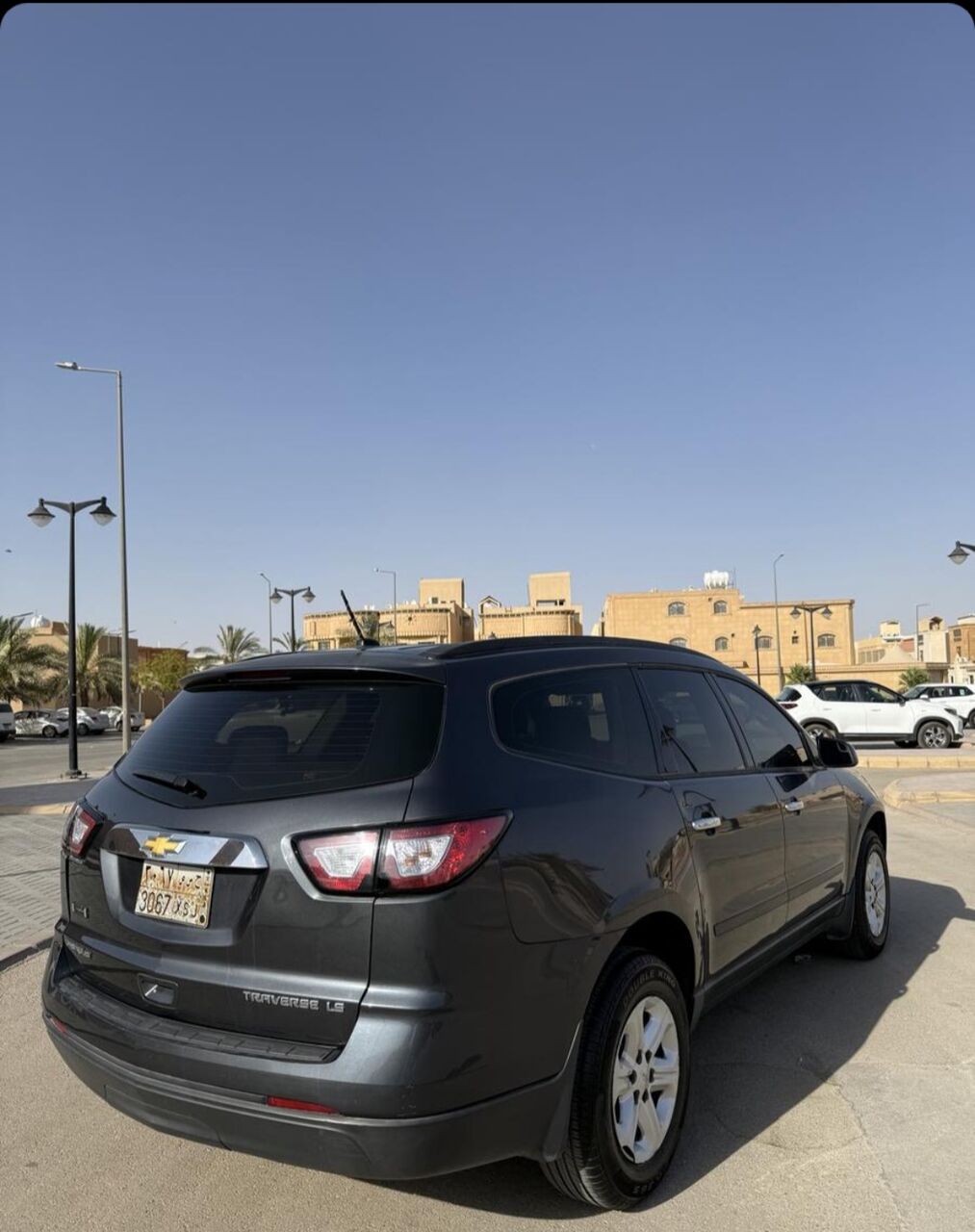Riyadh, Vehicles, Cars & Trucks , SAR 23000,  Chevrolet Traverse,  2014,  Automatic,  201000 KM,    LS &ndash; Spacious, Reliable & Family Ready