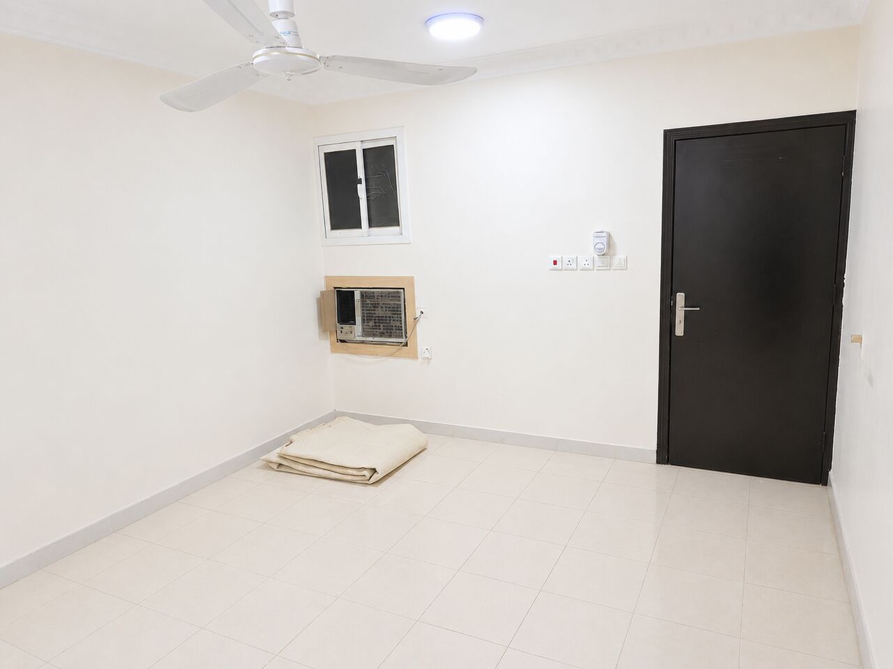 Al Khalidiyah, Apartments, Flats, Houses & Villas, SAR 1670/month,  2 BR,  2 Bed Apartment For 6 Months Only 10,000SR