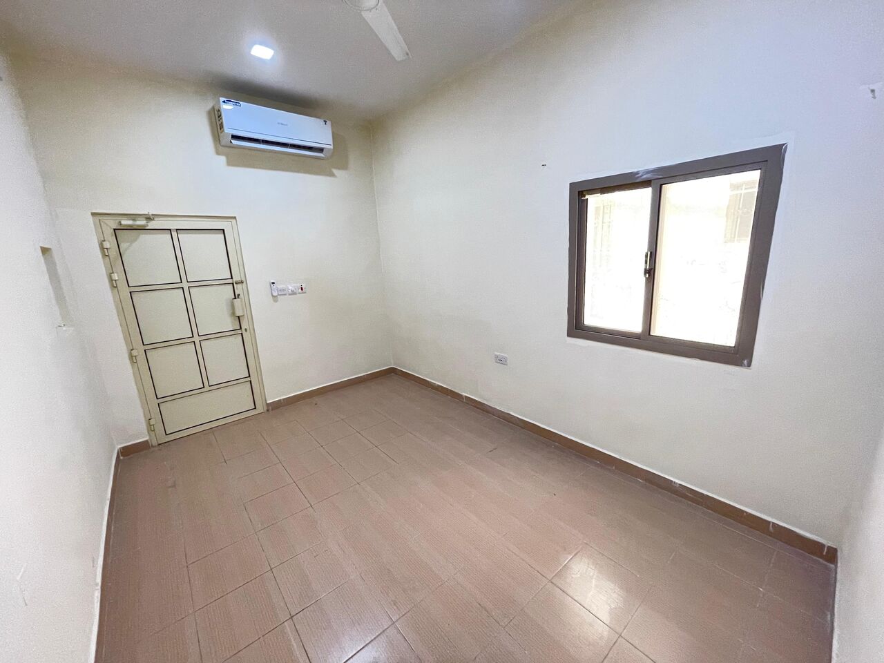 Gudaibiya, Apartments, Flats, Houses & Villas, BHD 140/month,  Studio,  Studio Flat For Rent With Ewa In Gudabiya - Lokesh Patel 33626070