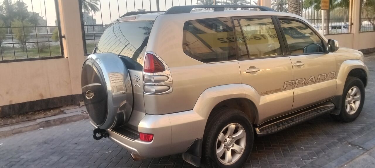 Manama, Vehicles, Cars & Trucks , BHD 3600,  Toyota Prado VX Middle Option Very Good Condation V6 Single Ownar,  2006,  Automatic,  200000 KM,
