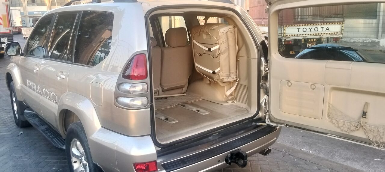 Manama, Vehicles, Cars & Trucks , BHD 3600,  Toyota Prado VX Middle Option Very Good Condation V6 Single Ownar,  2006,  Automatic,  200000 KM,