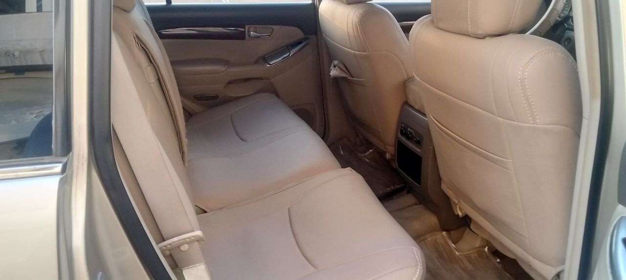 Manama, Vehicles, Cars & Trucks , BHD 3600,  Toyota Prado VX Middle Option Very Good Condation V6 Single Ownar,  2006,  Automatic,  200000 KM,