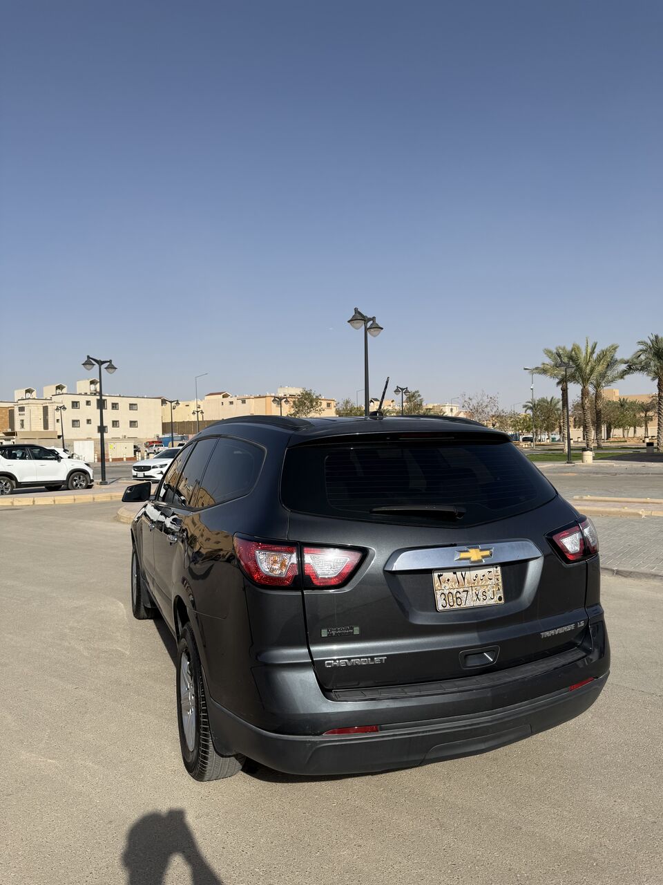 Riyadh, Vehicles, Cars & Trucks , SAR 23000,  Chevrolet Traverse,  2014,  Automatic,  200890 KM,   LS  For Sale