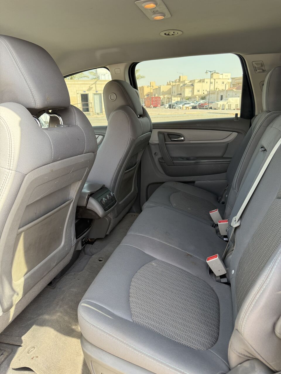 Riyadh, Vehicles, Cars & Trucks , SAR 23000,  Chevrolet Traverse,  2014,  Automatic,  200890 KM,   LS  For Sale