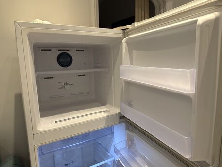 Jeddah, Household Items, SAR 550,  Samsung Refrigerator (Medium Size)