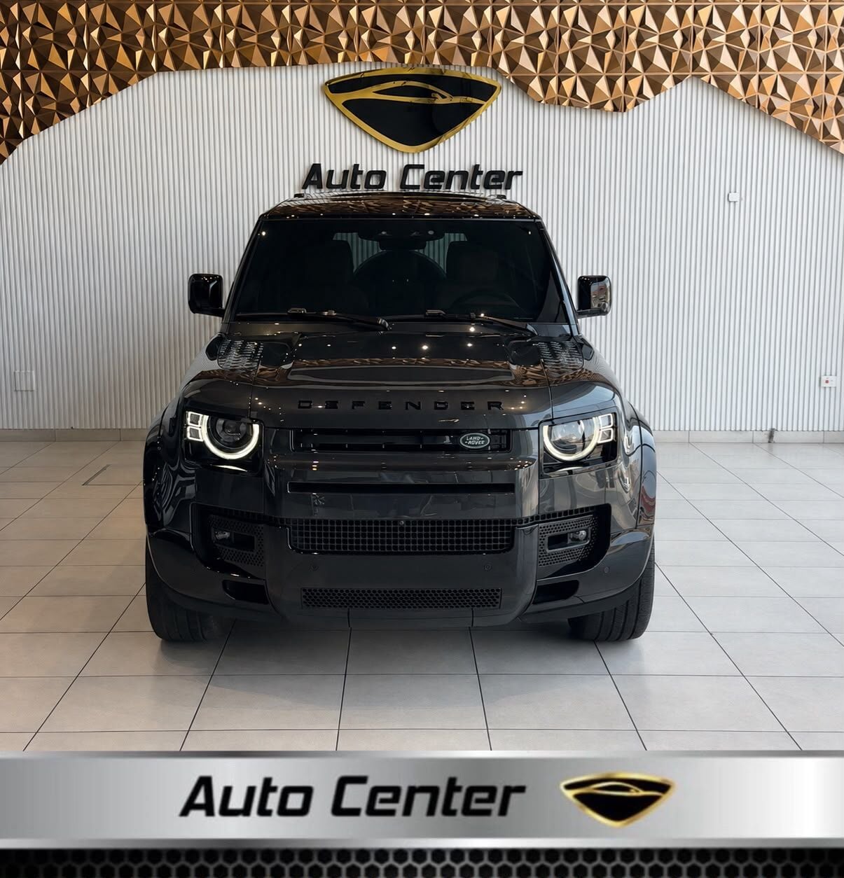 Riffa, Vehicles, Cars & Trucks , BHD 39000,  LAND ROVER DEFENDER 110 X-DYNAMIC V6 HSE 2025 CARPATHIAN GREY,  2025,  Automatic,  7000 KM,