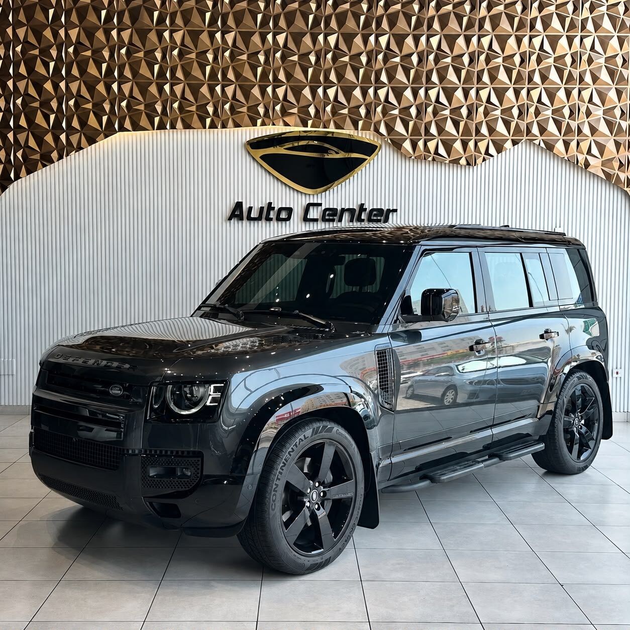 Riffa, Vehicles, Cars & Trucks , BHD 39000,  LAND ROVER DEFENDER 110 X-DYNAMIC V6 HSE 2025 CARPATHIAN GREY,  2025,  Automatic,  7000 KM,