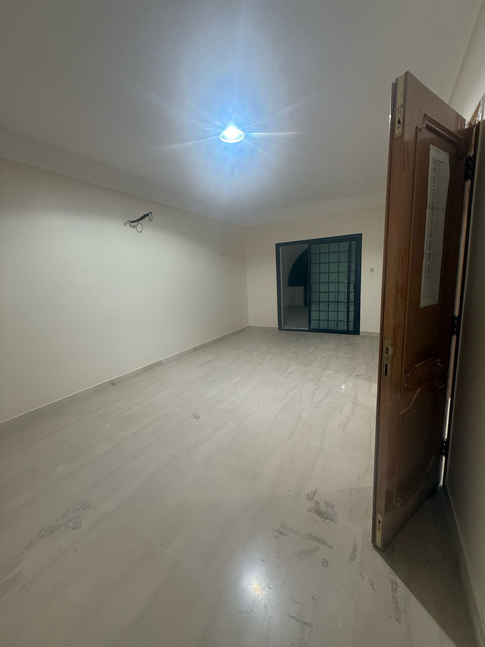 Al Sharafeyah, Apartments, Flats, Houses & Villas, SAR 1/month,  4 BR,  Spacious Unfurnished 4-Bedroom Flat With Underground Parking &ndash; Jeddah