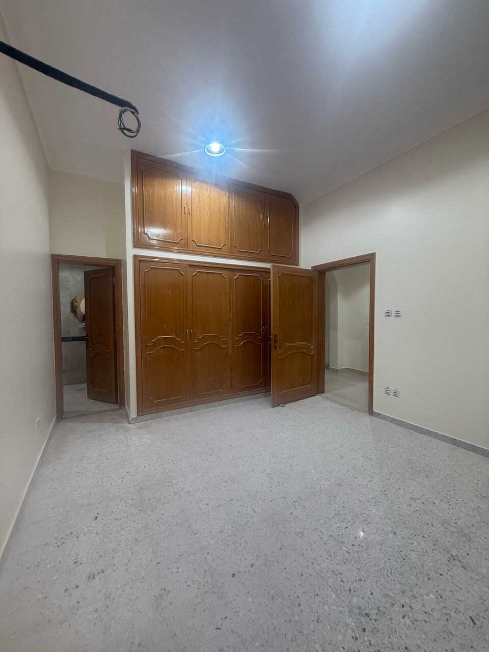 Al Sharafeyah, Apartments, Flats, Houses & Villas, SAR 1/month,  4 BR,  Spacious Unfurnished 4-Bedroom Flat With Underground Parking &ndash; Jeddah