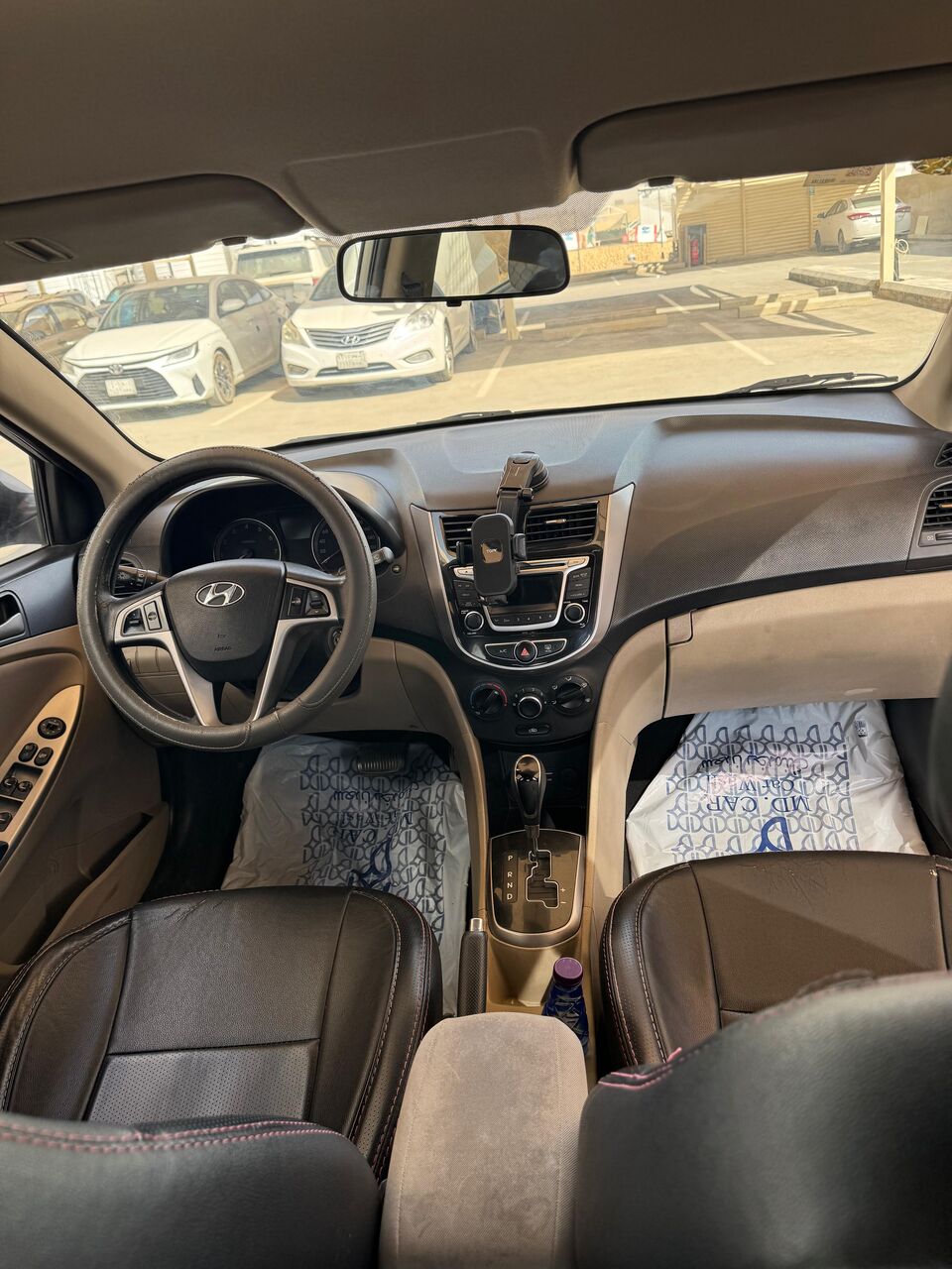 Riyadh, Vehicles, Cars & Trucks , SAR 26000,  Hyundai Accent,  2015,  Automatic,  193525 KM,