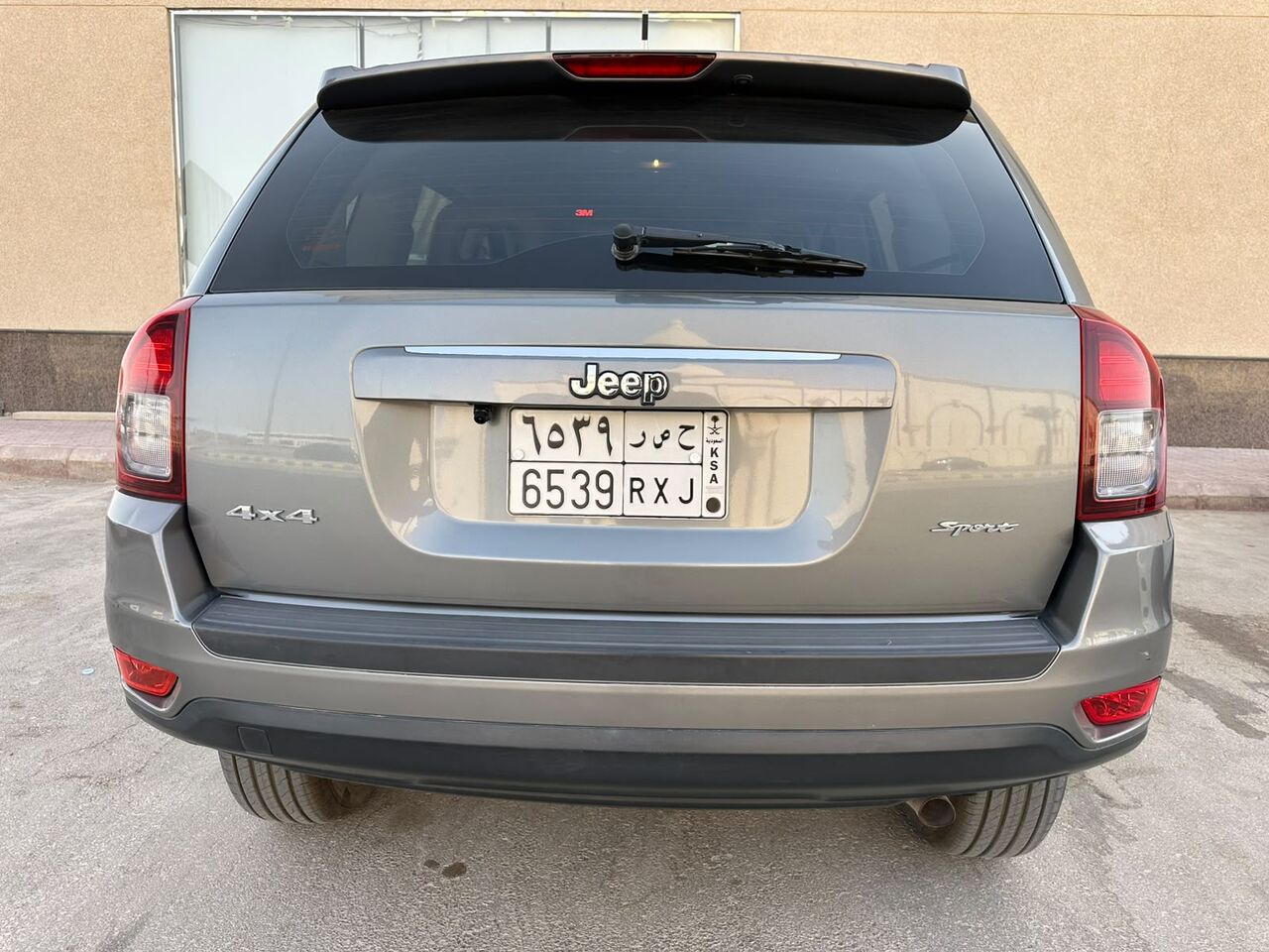 Riyadh, Vehicles, Cars & Trucks , SAR 28000,  Jeep Compass,  2014,  Automatic,  93500 KM,  Low Kilometer 93500km, 360 Degree Camera, Dash Cam, Apple Play/android Auto