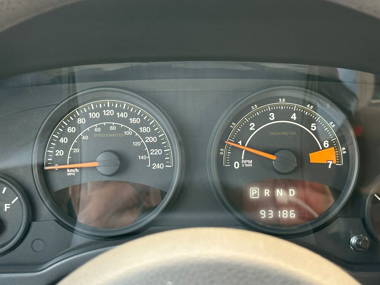 Riyadh, Vehicles, Cars & Trucks , SAR 28000,  Jeep Compass,  2014,  Automatic,  93500 KM,  Low Kilometer 93500km, 360 Degree Camera, Dash Cam, Apple Play/android Auto