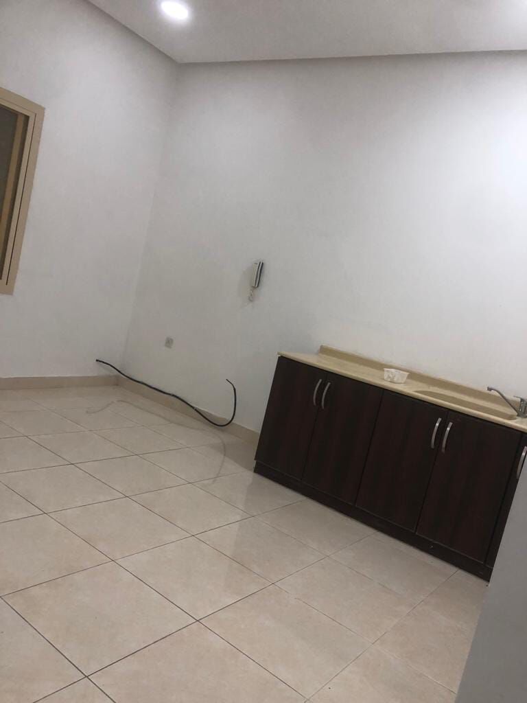 Busaiteen, Apartments, Flats, Houses & Villas, BHD 150/month,  Studio,  Studio For Rent In Busaiteen