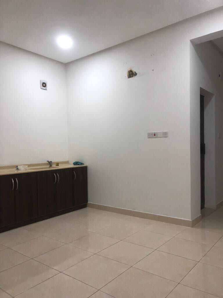 Busaiteen, Apartments, Flats, Houses & Villas, BHD 150/month,  Studio,  Studio For Rent In Busaiteen