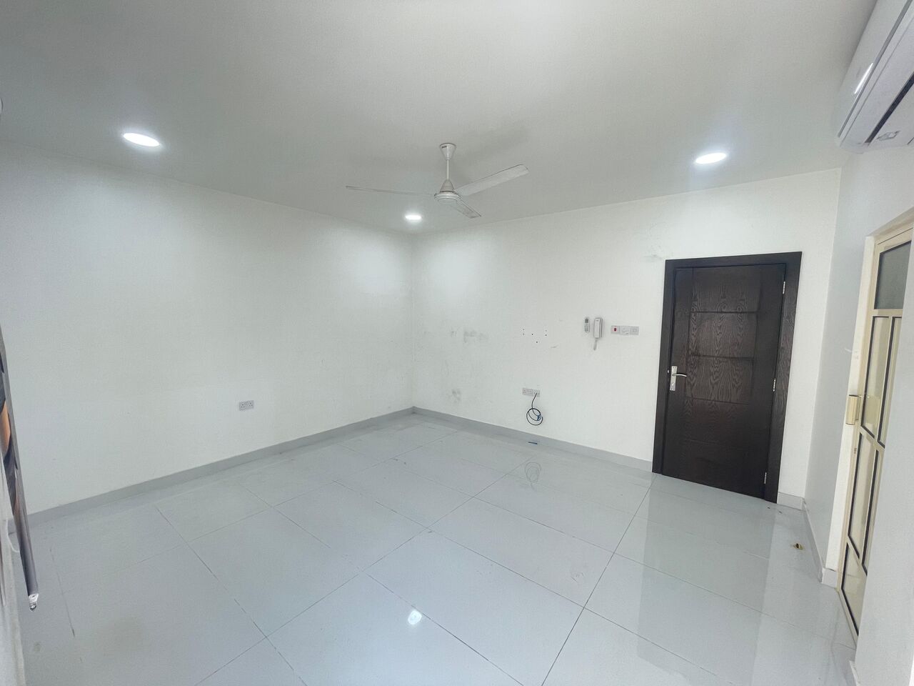 Hoora, Apartments, Flats, Houses & Villas, BHD 150/month,  Studio,  Spacious Studio For Rent In Hoora - Lokesh Patel 33626070