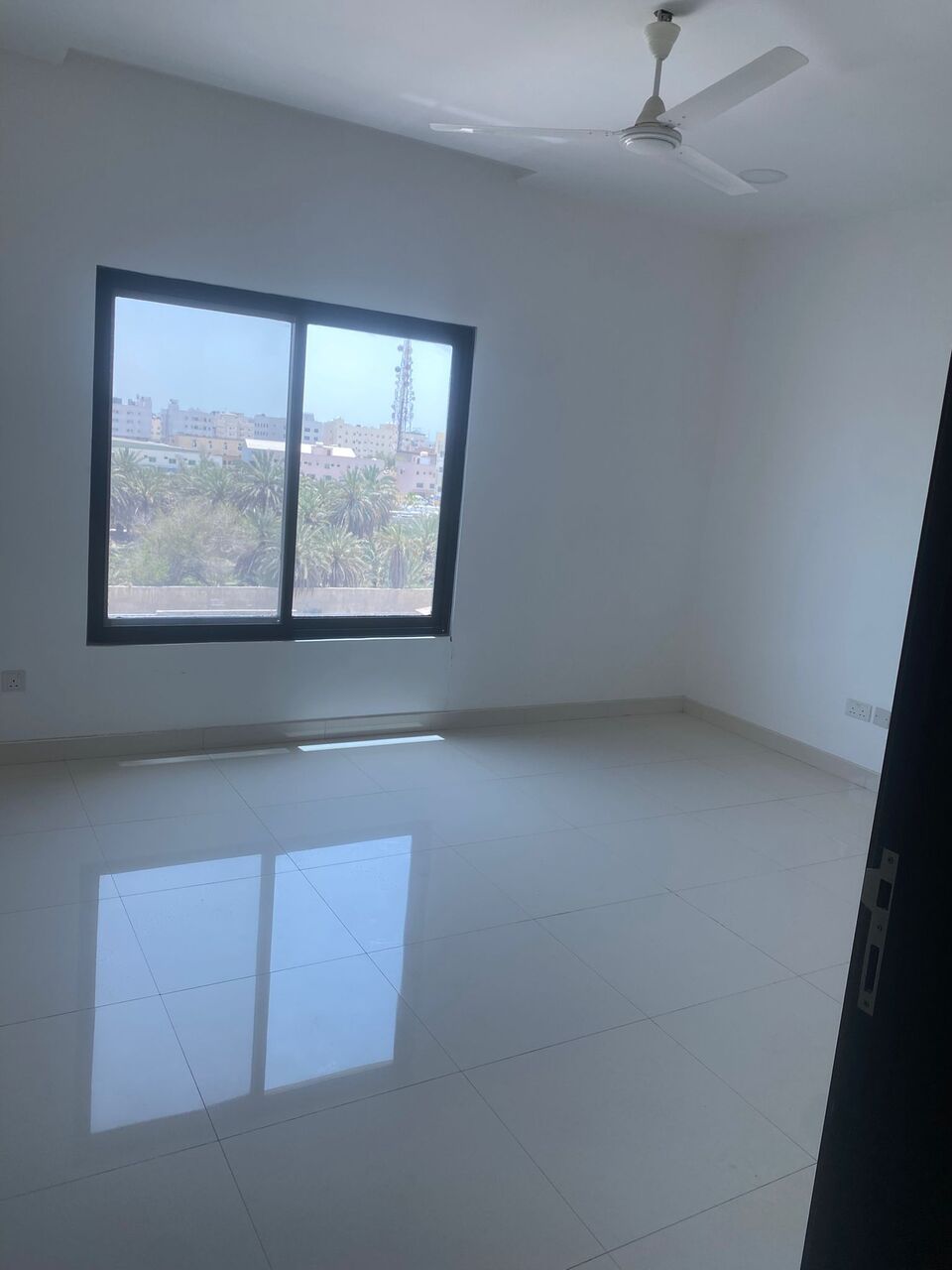 Tubli, Offices, BHD 200,  90 Sq. Meter,  Commercial Flat/Office For Rent - Askar