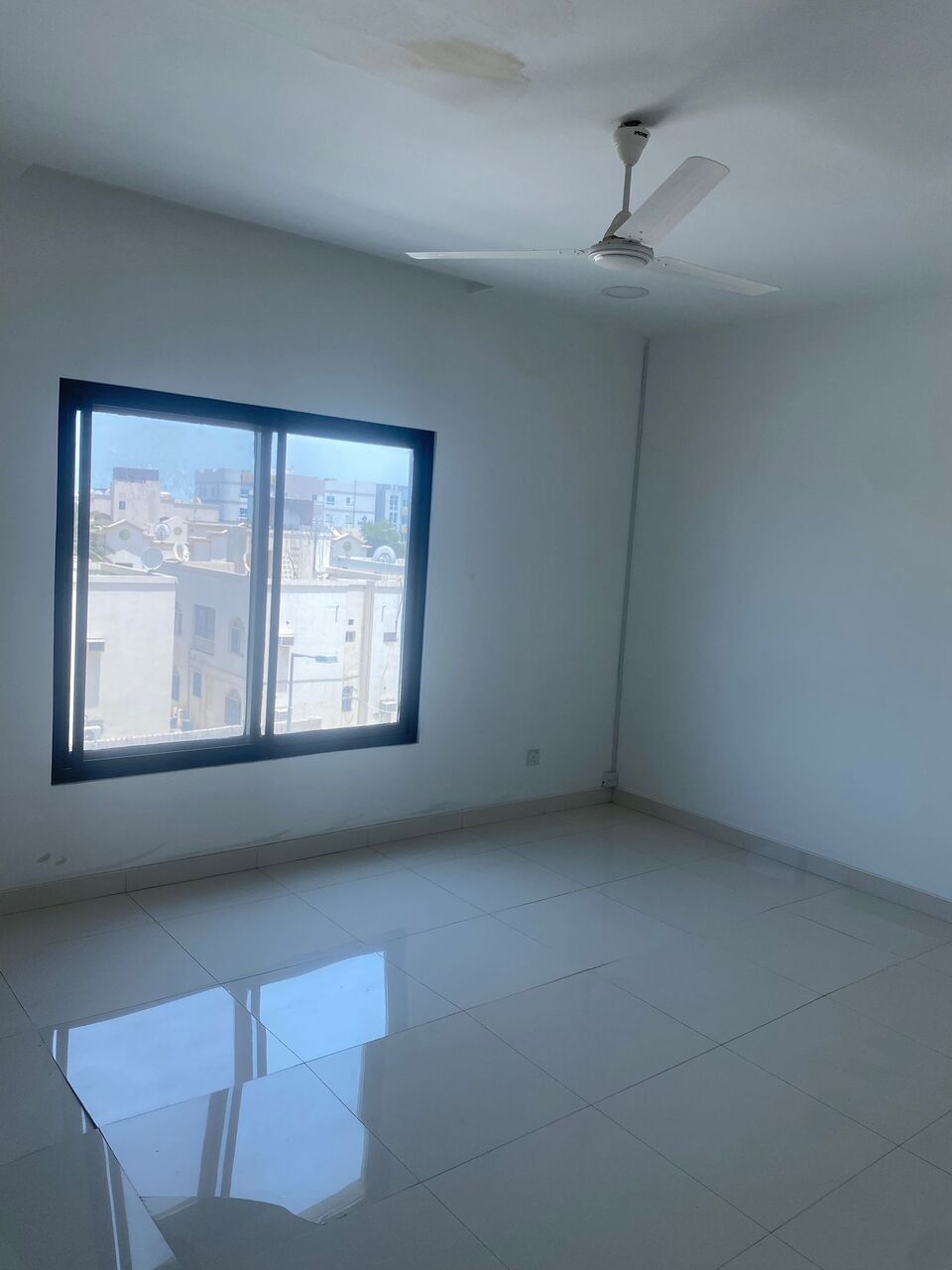 Tubli, Offices, BHD 200,  90 Sq. Meter,  Commercial Flat/Office For Rent - Askar