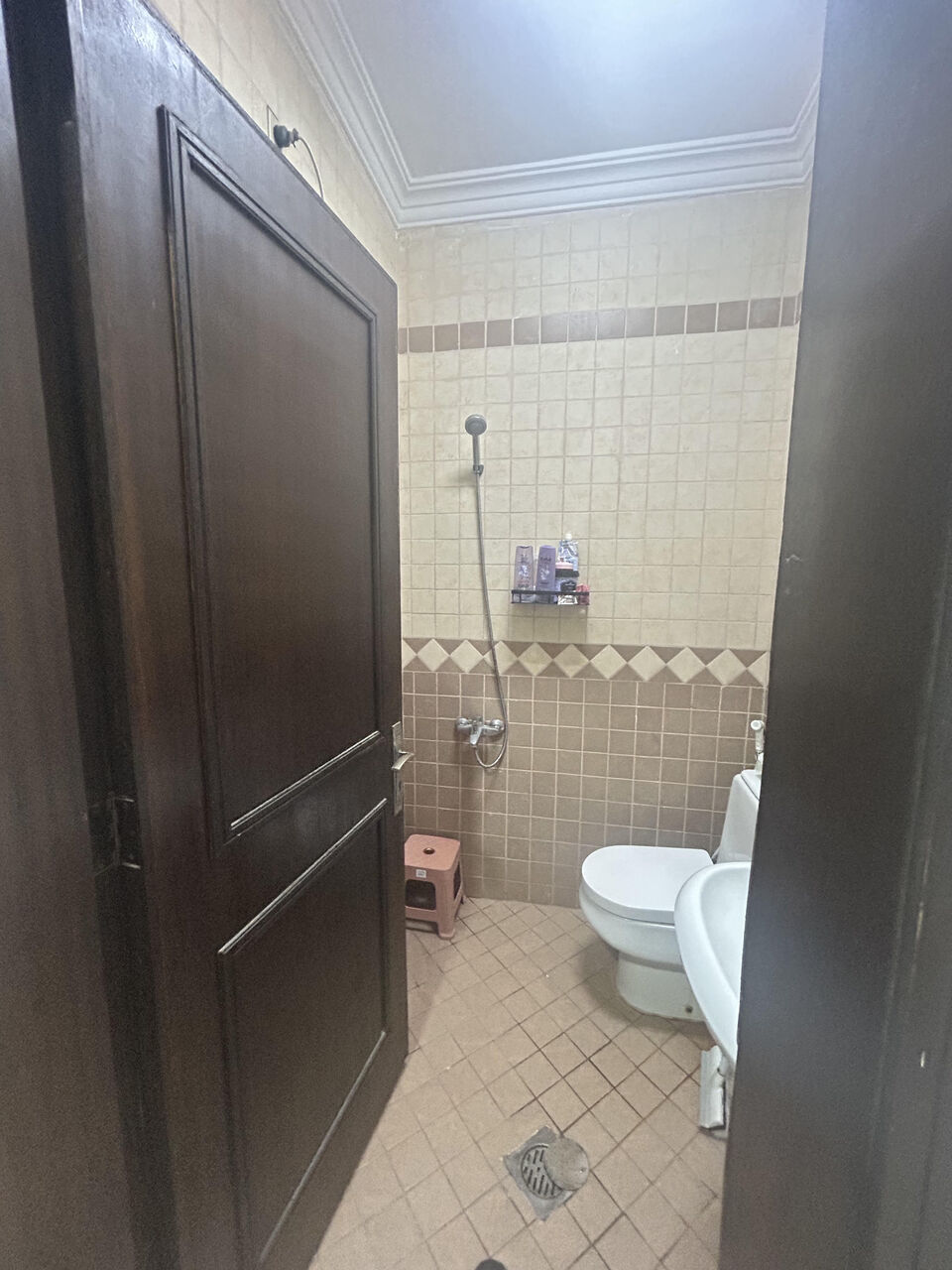 Al Jawhara, Housing Exchanges, SAR 24000/year,  3 BR,  110 Sq. Meter,  Unfurnished Family Flat Available In Al Jawhara Khaleej Area