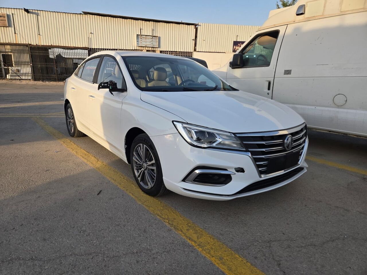 Riyadh, Vehicles, Cars & Trucks , SAR 28000,  MG 5,  2023,  Automatic,  88000 KM,   For Sale