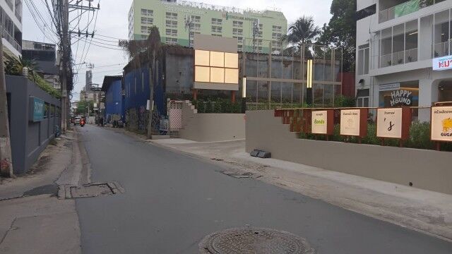 Bangkok, Real Estate For Sale, THB 163000,  6 BR,  767 Sq. Feet,  Land For Sale On Ratchada Soi 3, Area 1-3-67 Rai, Road Frontage 45 Meters, Near Rama 9