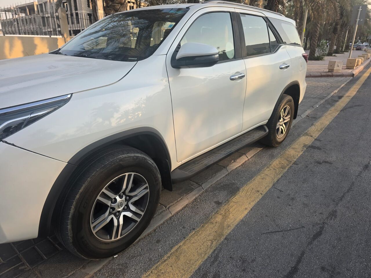 Riyadh, Vehicles, Cars & Trucks , SAR 92000,  Toyota Fortuner V6,  2022,  Automatic,  233000 KM,