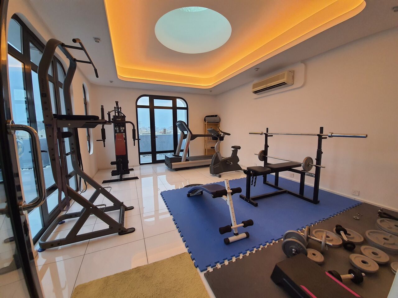 Hawalli, Apartments, Flats, Houses & Villas, KWD 325/month,  1 BR,  Modern Clean Furnished One-Bedroom Apartment