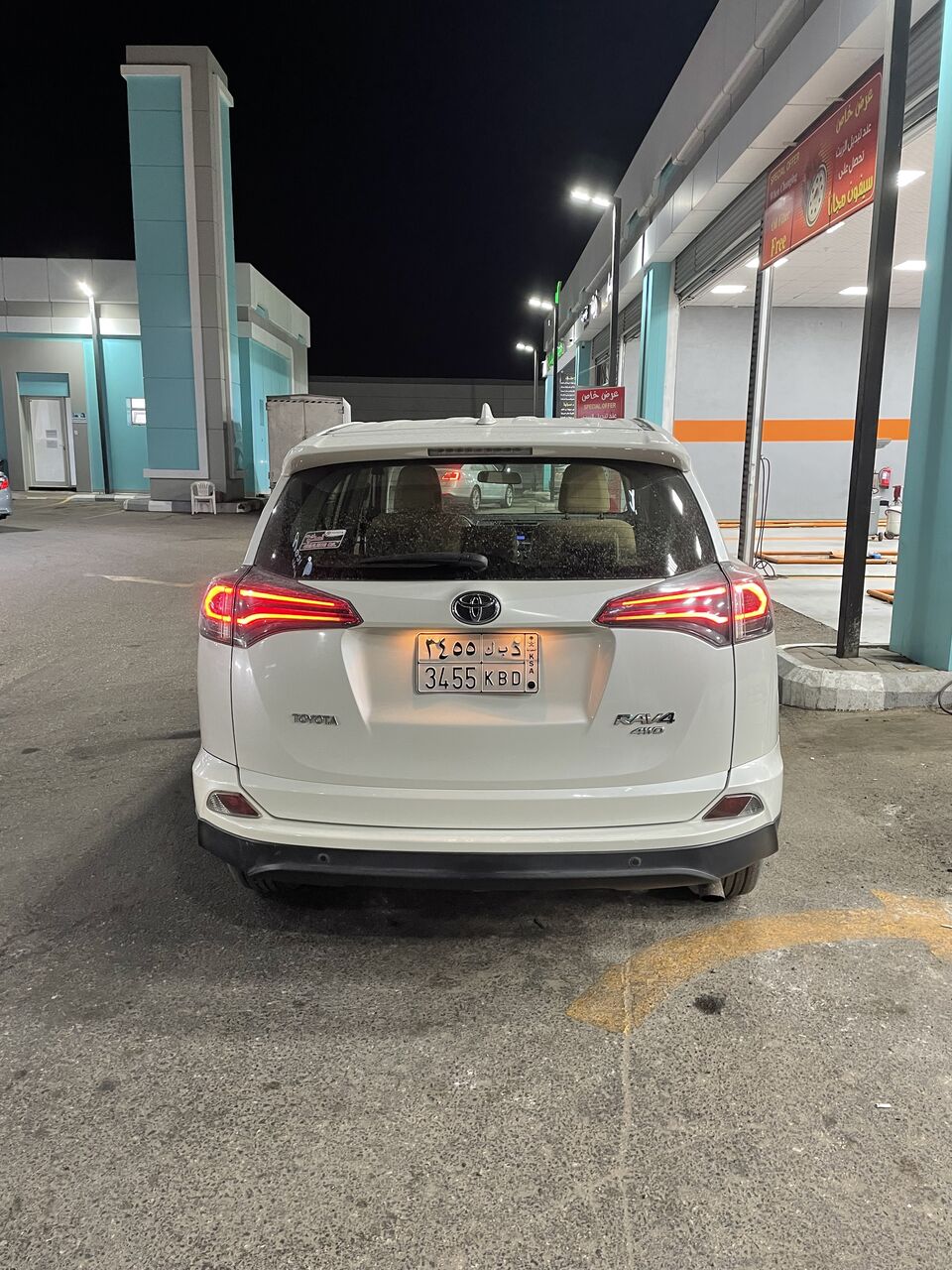 Dammam, Vehicles, Cars & Trucks , SAR 55000,  Toyota RAV4 White,  2017,  Automatic,  246000 KM,  RAV 4  Model White Color Good Condition