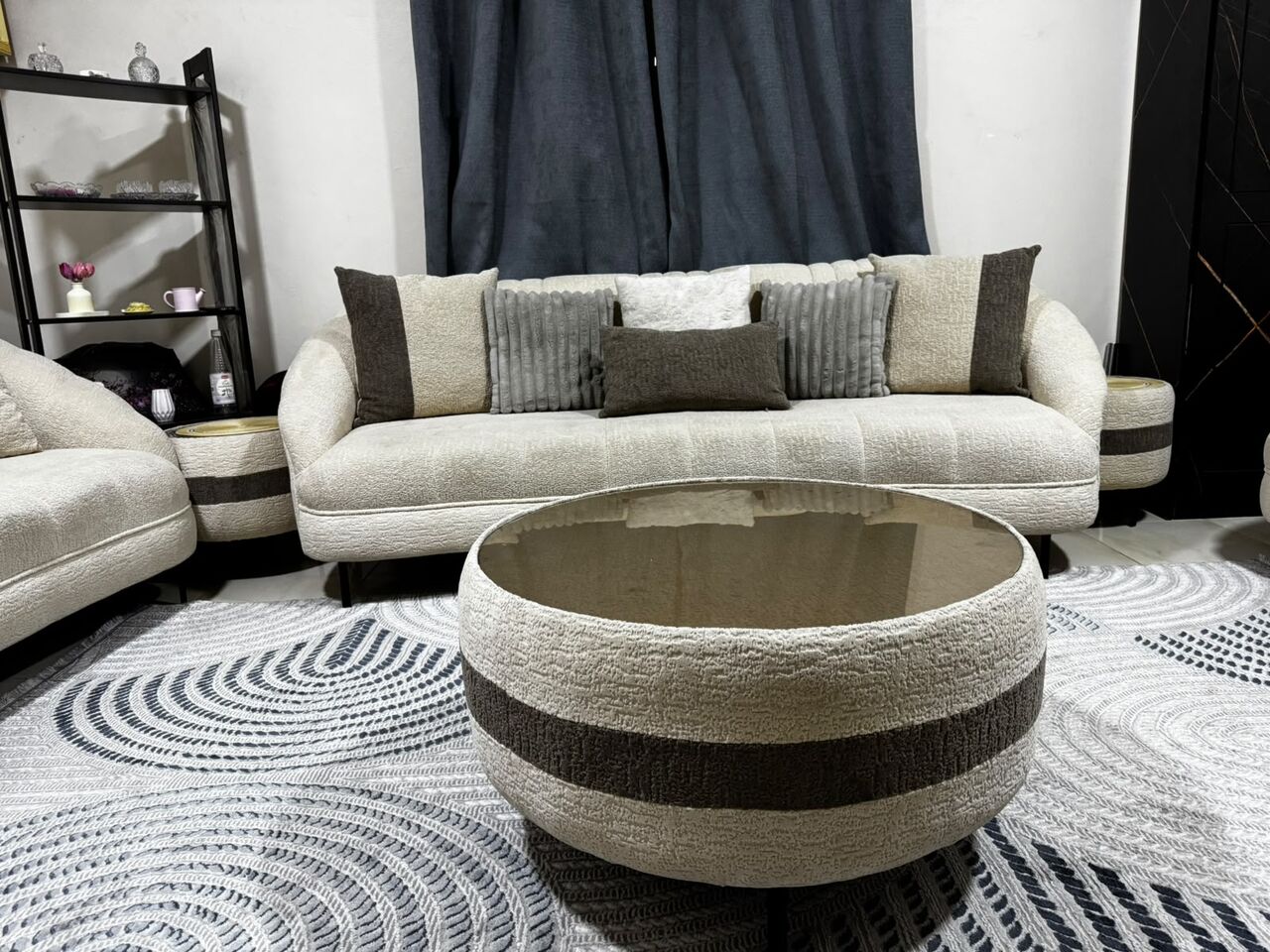 Al Aziziyah, Furniture, SAR 2500,  12 Seater Sofa Set With 03 Tables And Cusins