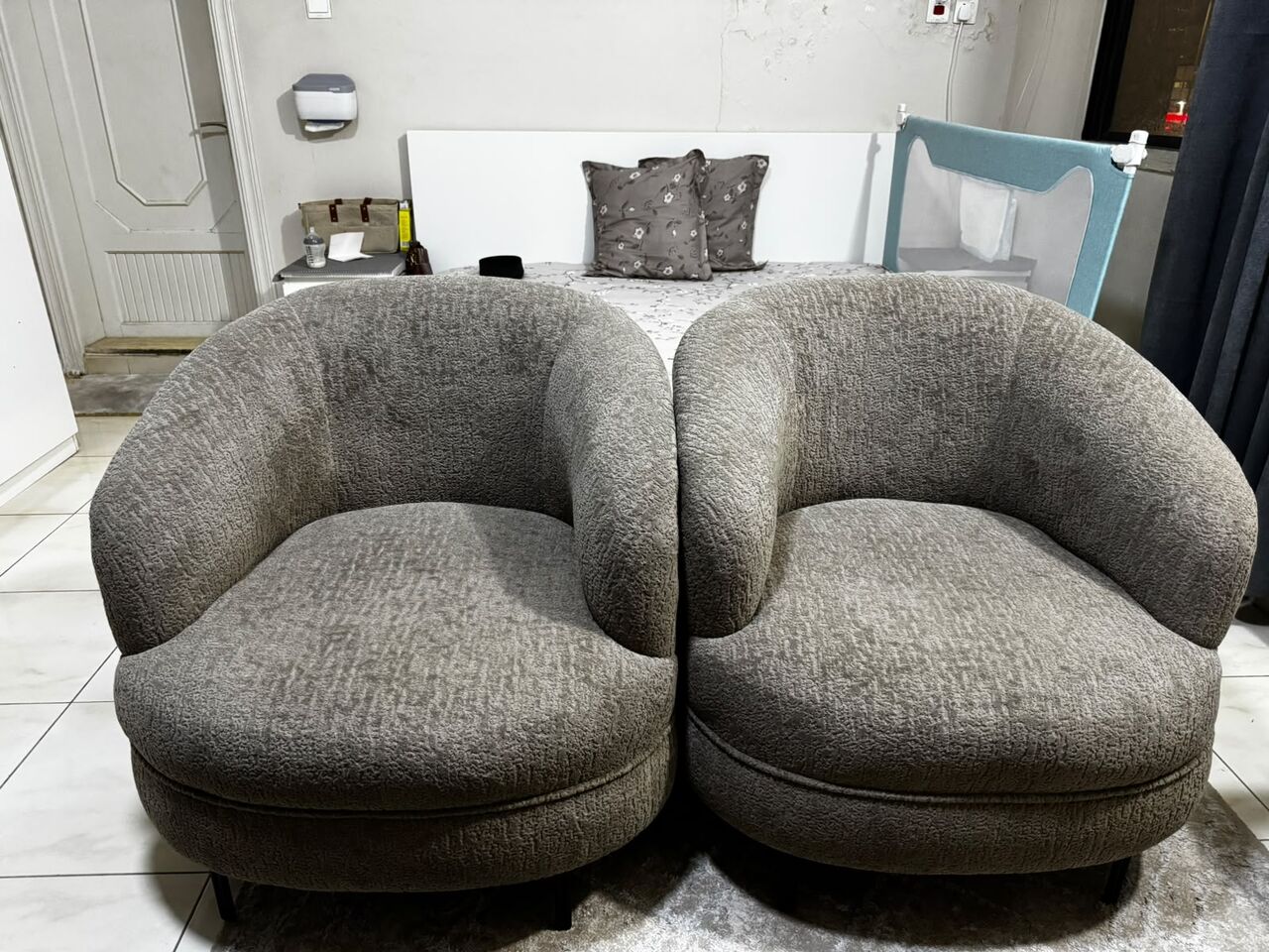 Al Aziziyah, Furniture, SAR 2500,  12 Seater Sofa Set With 03 Tables And Cusins