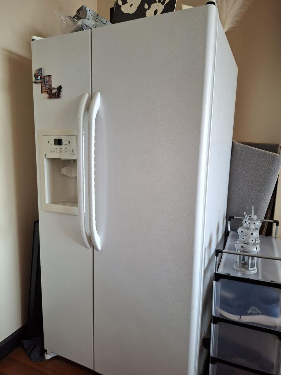 Manama, Appliances, BHD 90,  Fridge For Sale ( 2 Door)