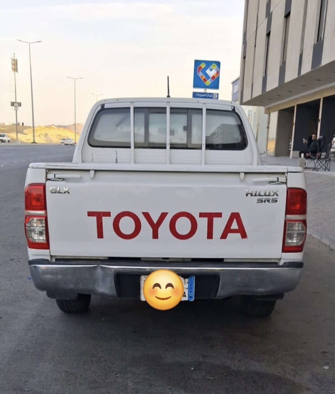 Al Hamadaniyyah, Manpower, TOYOTA HILUX PETROL 2015 For Rent