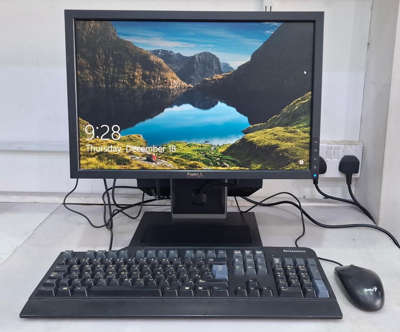 Riffa, Computers, BHD 55,  DELL Core I7 All In One WiFi Computer 20" HD Wide Monitor 8GB RAM + 256GB SSD Ready Win 11