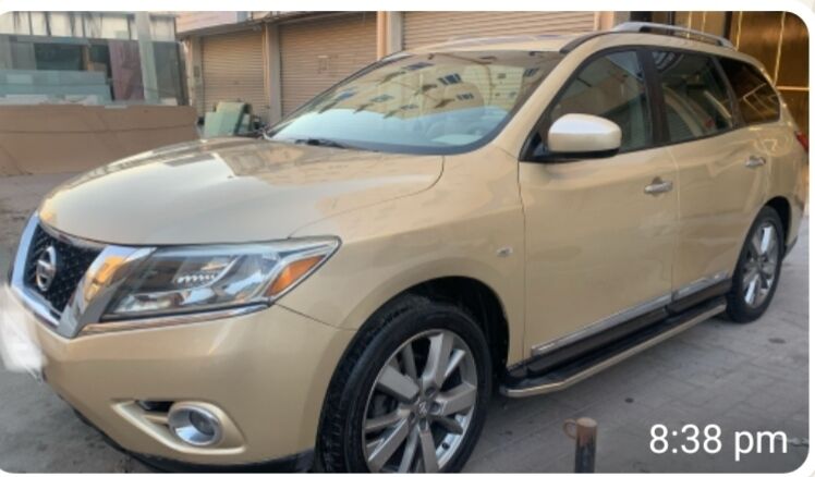 Salmaniya, Vehicles, Cars & Trucks , Nissan Pathfinder,  2013,  Automatic,  100000 KM,    ( 7 Seater Full Option )