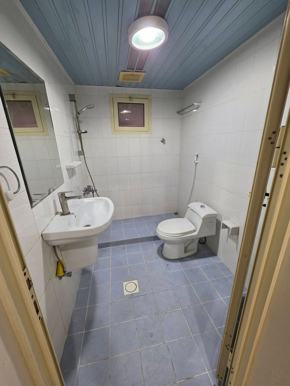 Khobar, Apartments, Flats, Houses & Villas, 3 BR,  3 BR Clean And Large Family Apartment For Rent In Al Khobar 25,000 SAR/Year