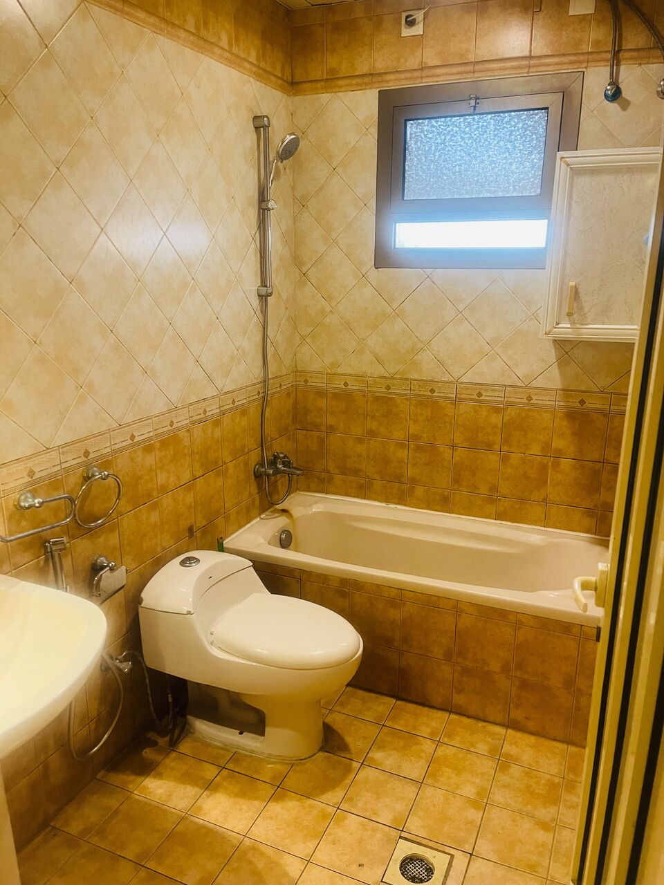 Khobar, Apartments, Flats, Houses & Villas, SAR 2333/month,  3 BR,  3 Bedroom Flat For Rent