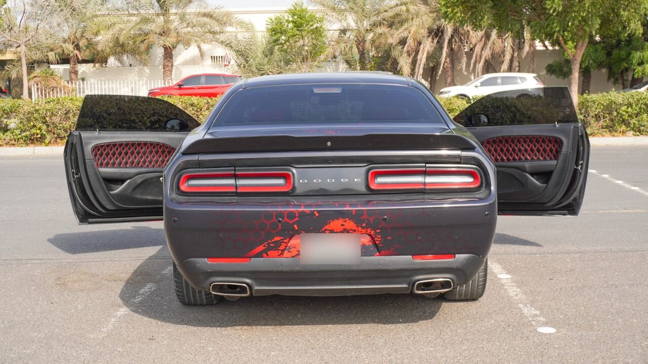 Dubai, Vehicles, Cars & Trucks , AED 45000,  Dodge Challenger,  2017,  Automatic,  139000 KM,  AED 45000, Dodge