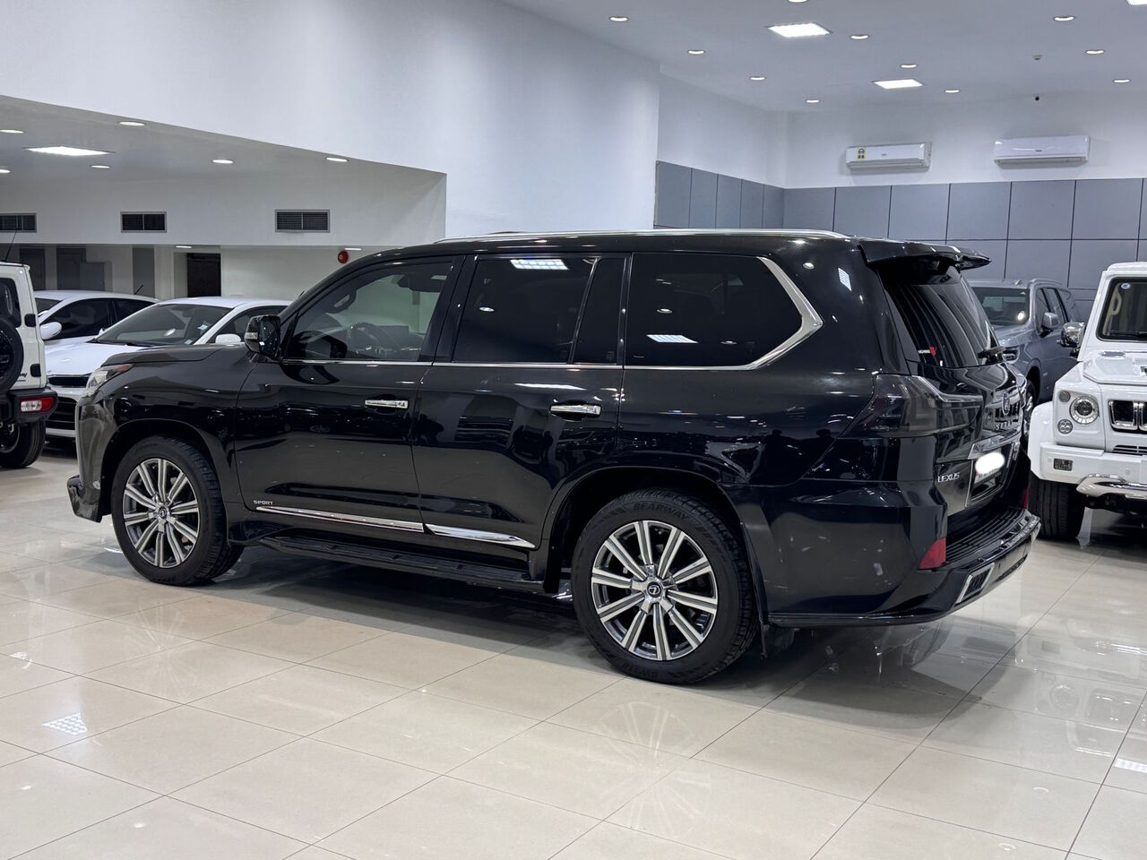 Manama, Vehicles, Cars & Trucks , BHD 17500,  Lexus LX-570 S,  2016,  Automatic,  173350 KM,    (Black)